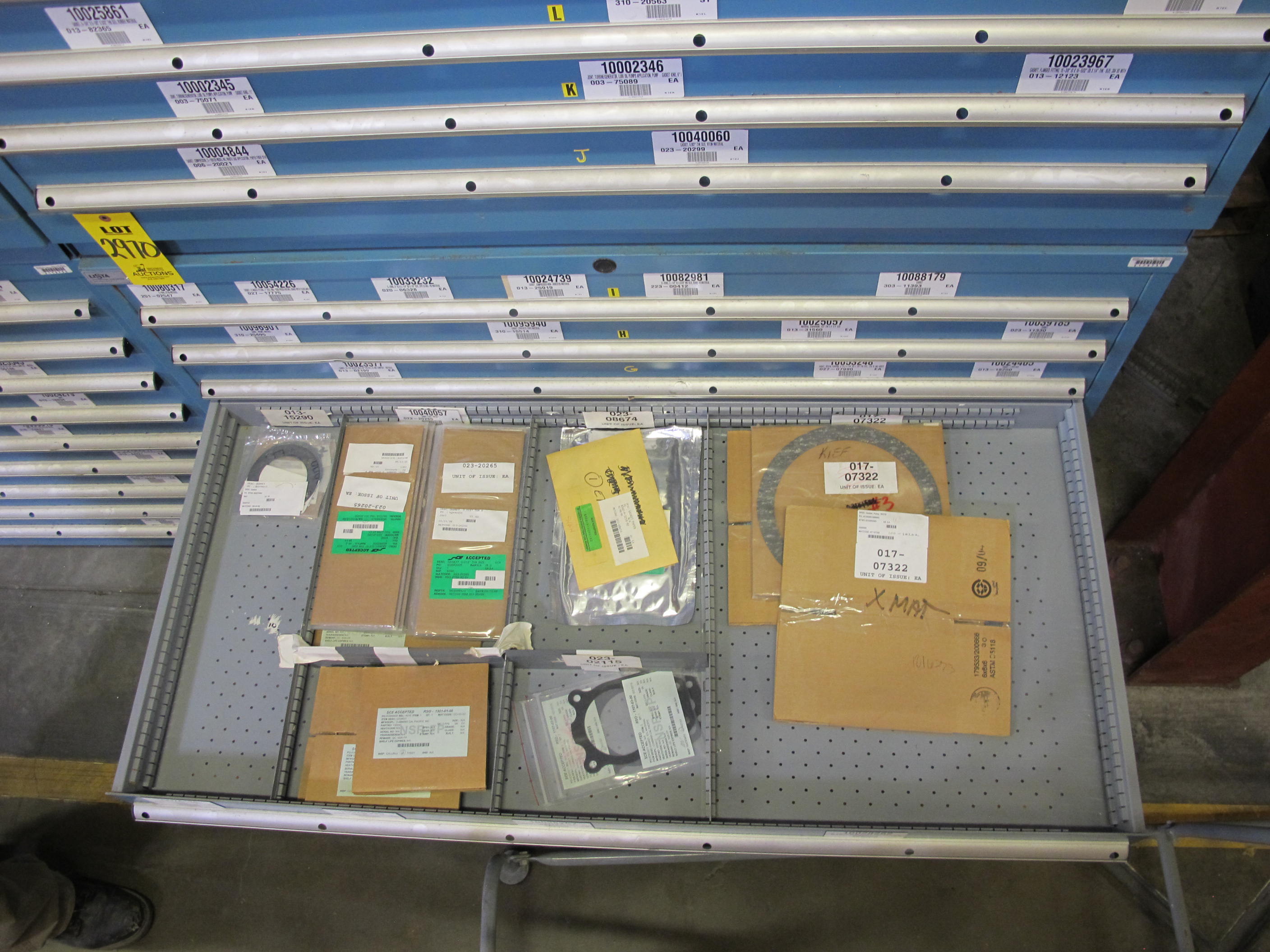 LISTA HEAVY DUTY 9-DRAWER PARTS CABINET W/ CONTENTS (W-50) LOADING & HANDLING FEE $25-